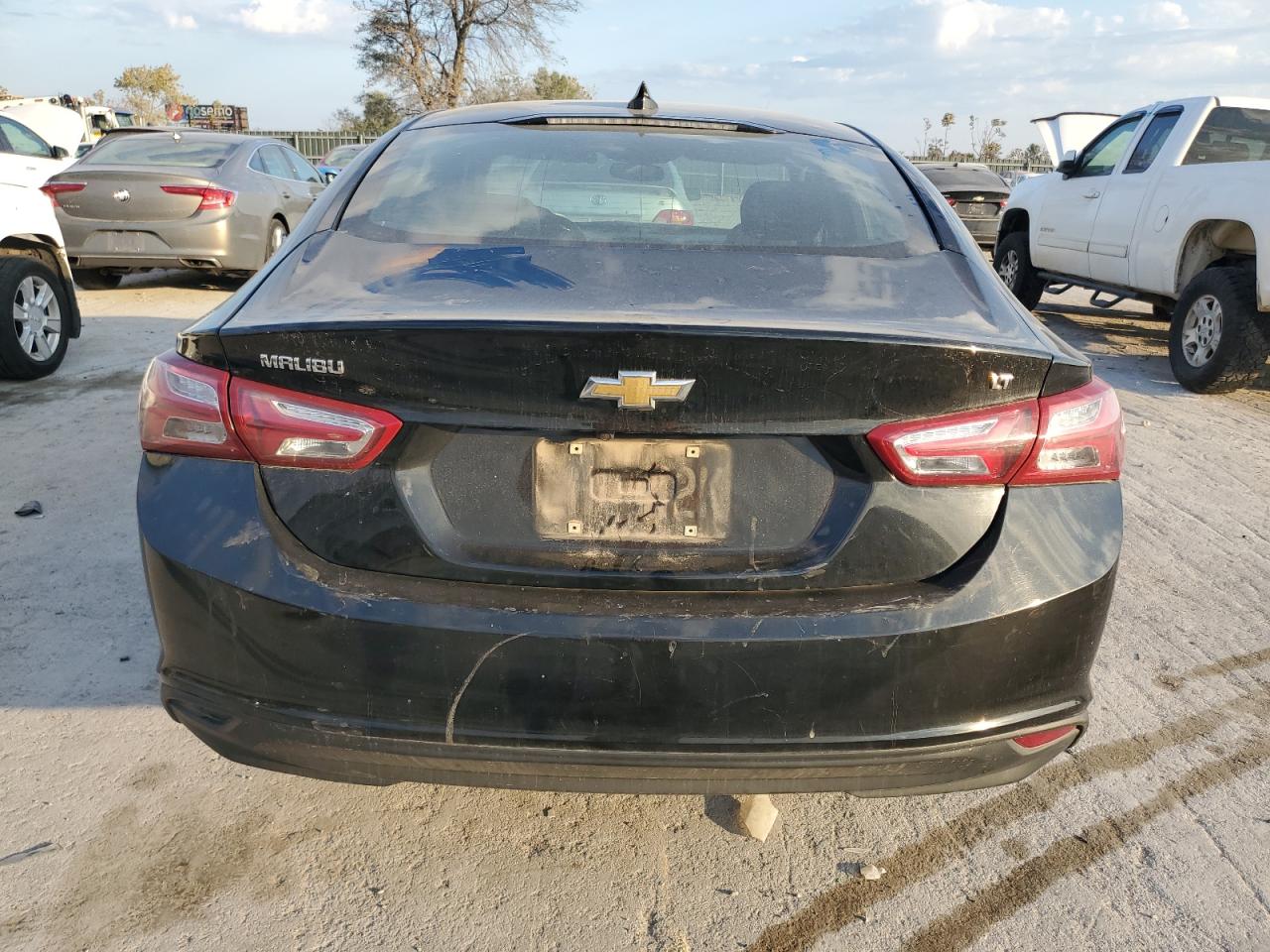 2020 Chevrolet Malibu - Image 6