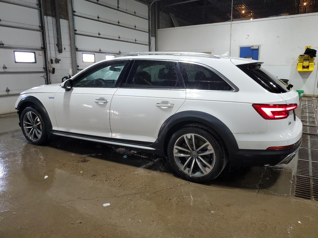 2017 Audi A4 - Image 2