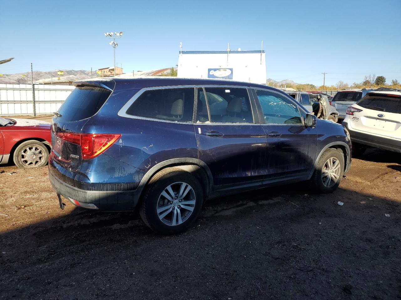 VIN 5FNYF6H74GB089704 2016 HONDA PILOT no.3