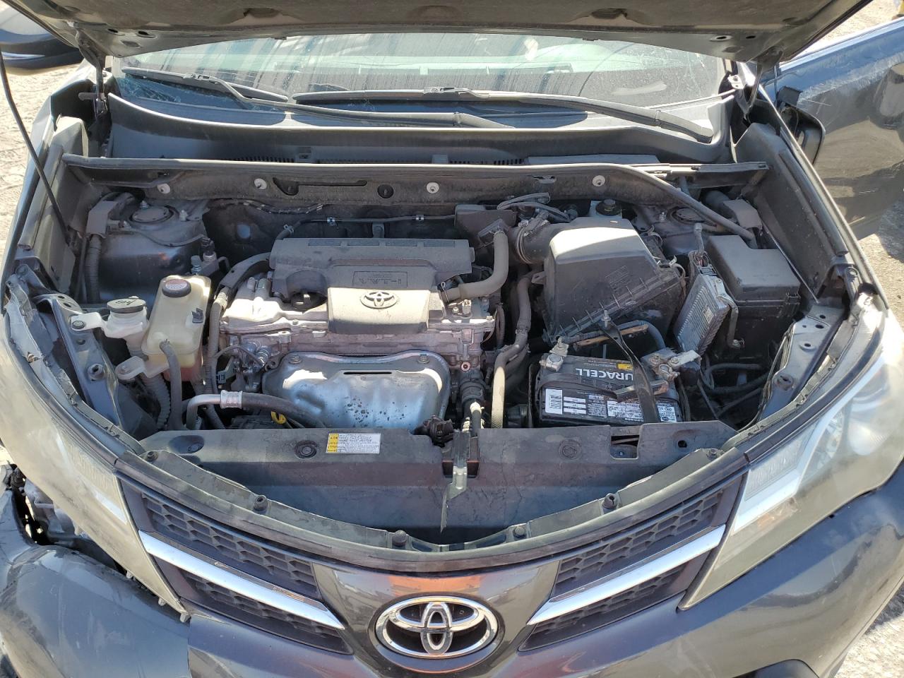 2015 Toyota RAV 4 - Image 13
