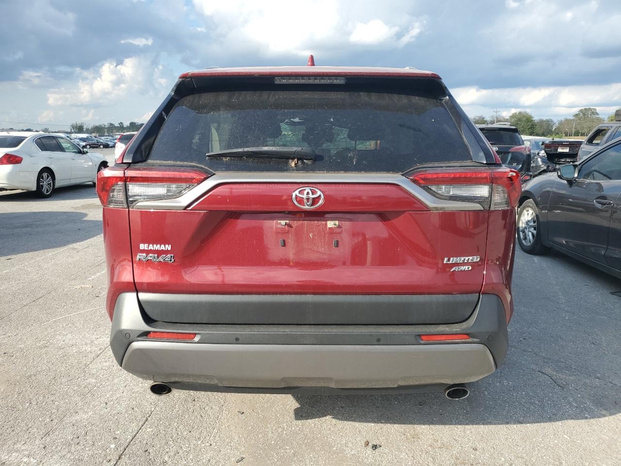 2019 Toyota RAV 4 - Image 6