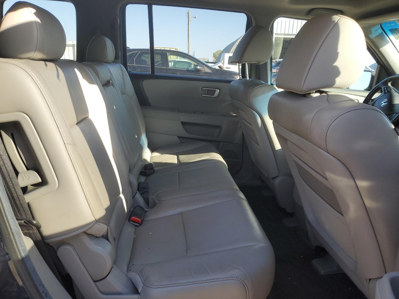 2011 Honda Pilot - Image 11