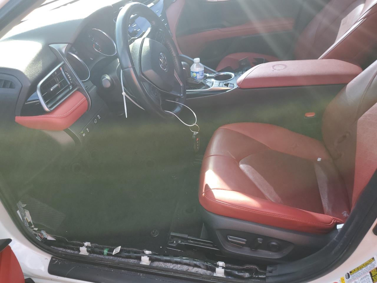 2019 Toyota Camry - Image 7