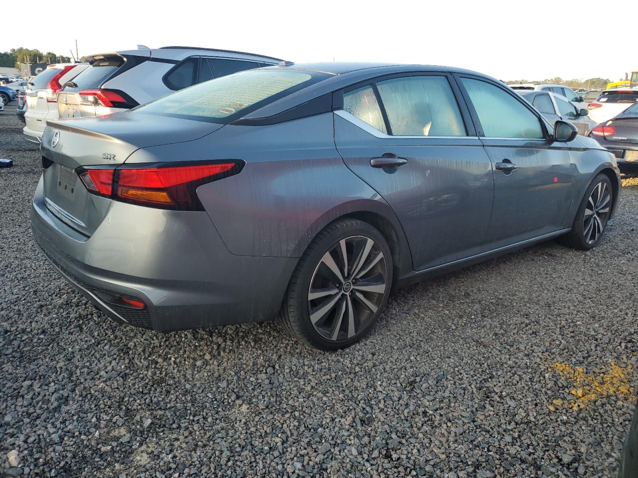 2019 Nissan Altima - Image 3