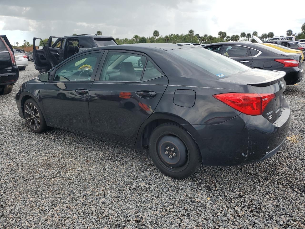 2018 Toyota Corolla - Image 2