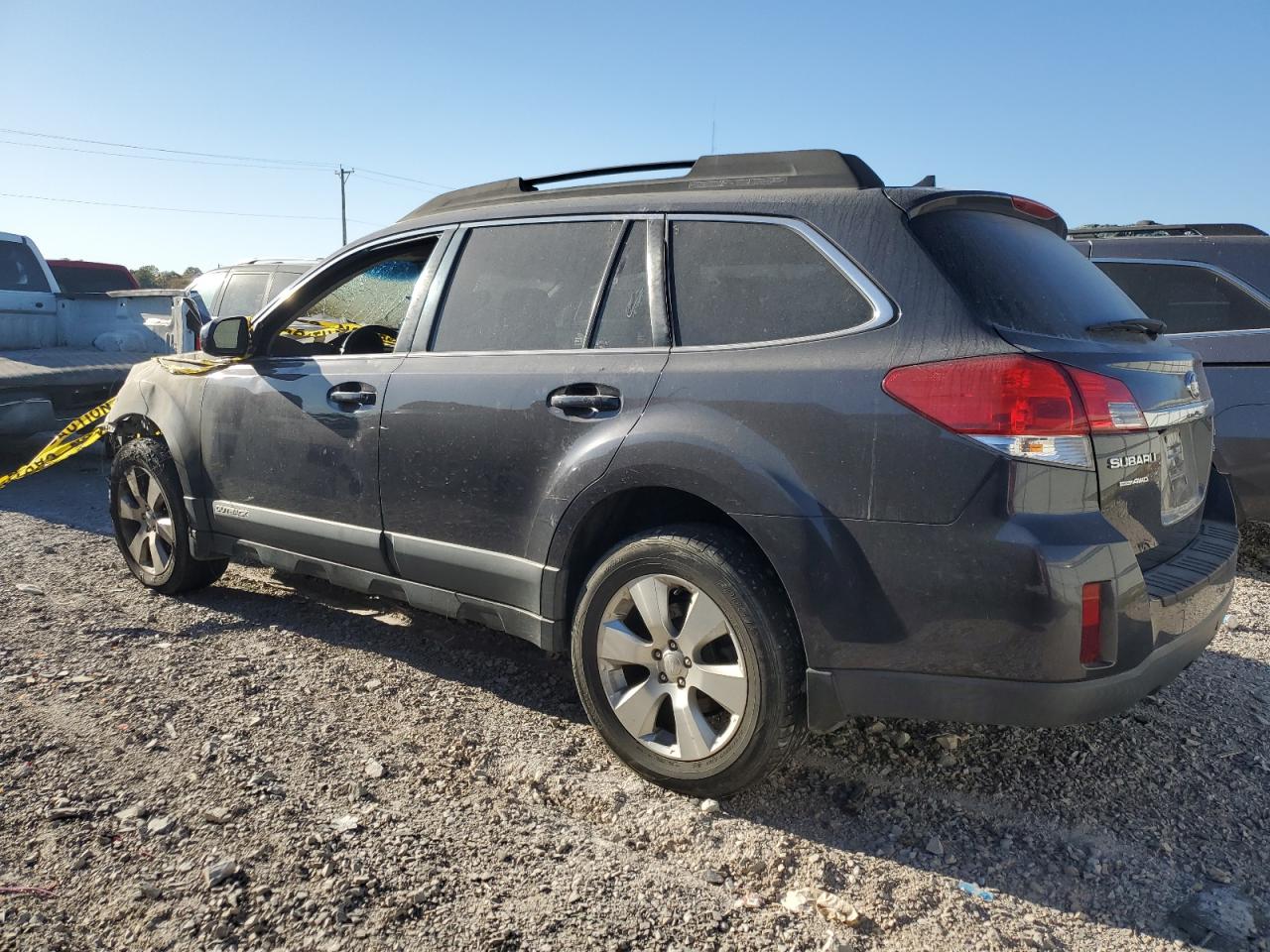 2011 Subaru Outback - Image 2
