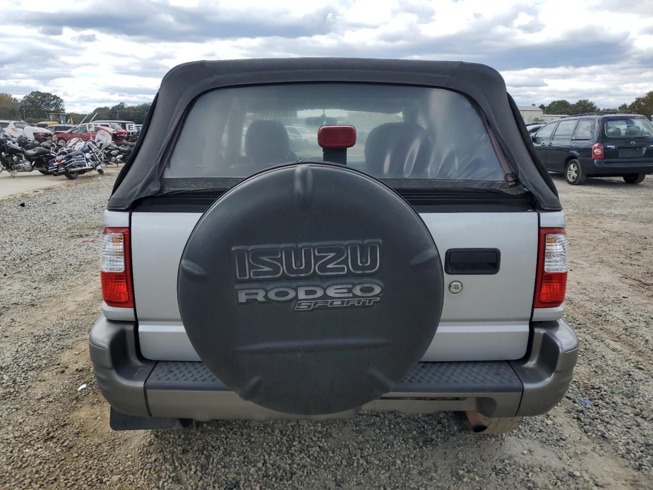 4S2CM57W024315499 2002 Isuzu Rodeo Sport