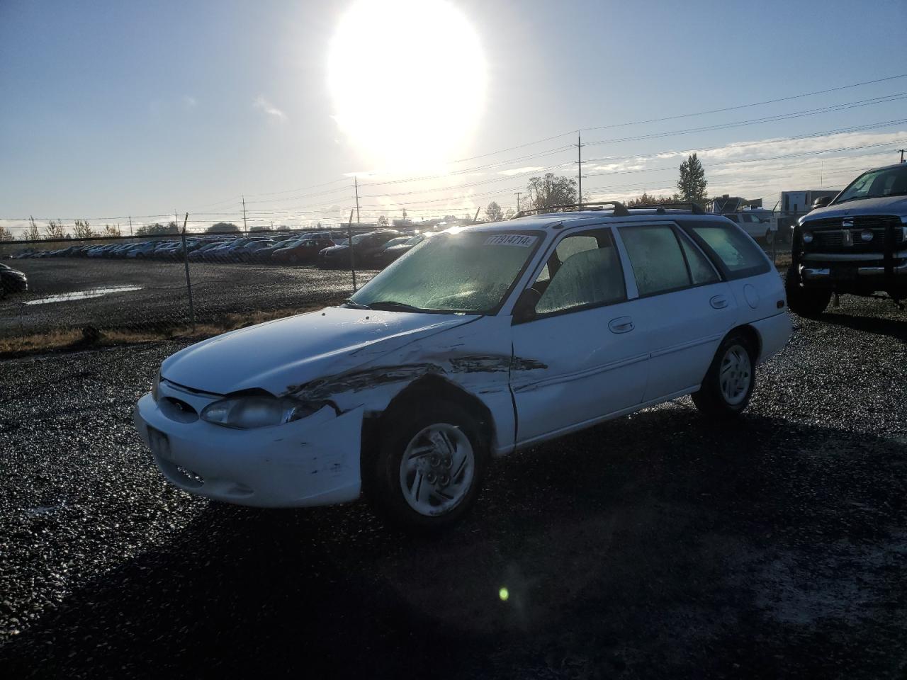 1998 Ford Escort - Image 1