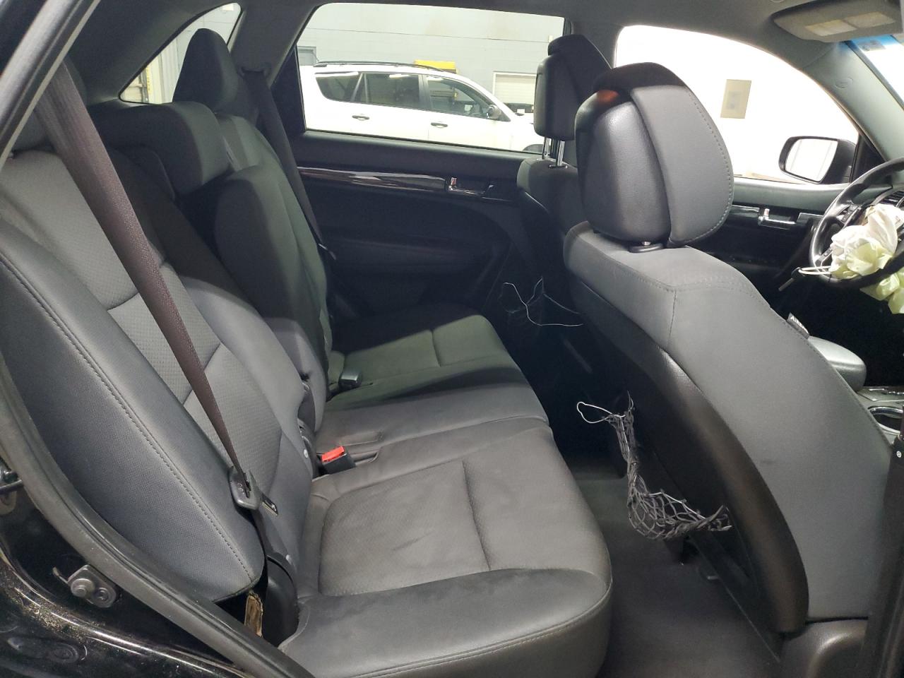 2012 Kia Sorento - Image 11