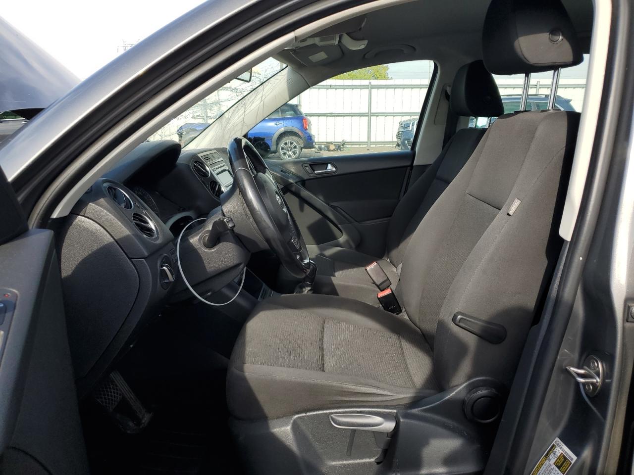 2014 Volkswagen Tiguan S VIN: WVGBV3AXXEW518818 Lot: 80075745