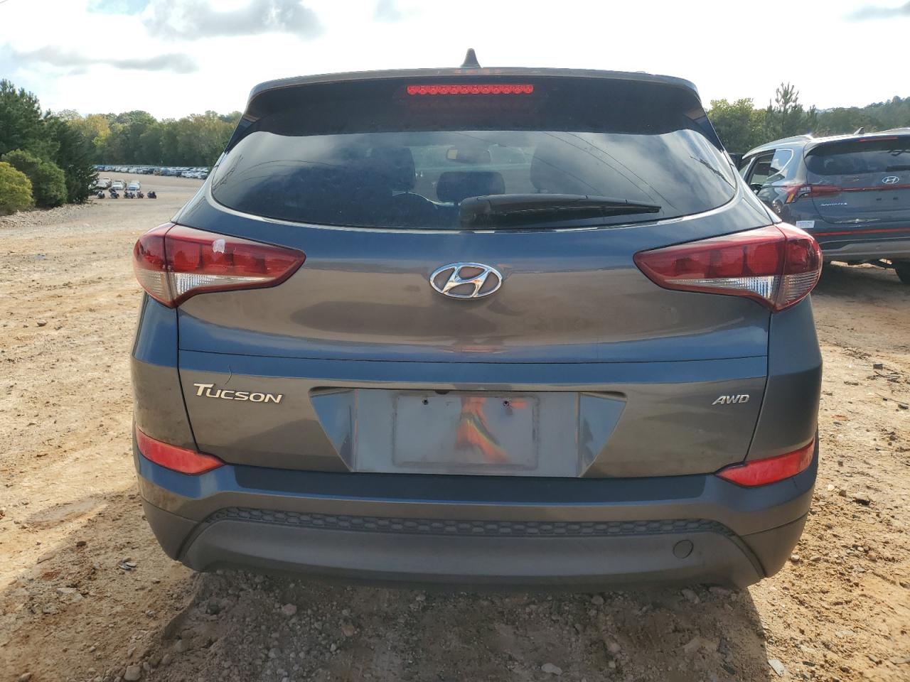 KM8J3CA43JU600516 2018 Hyundai Tucson Sel