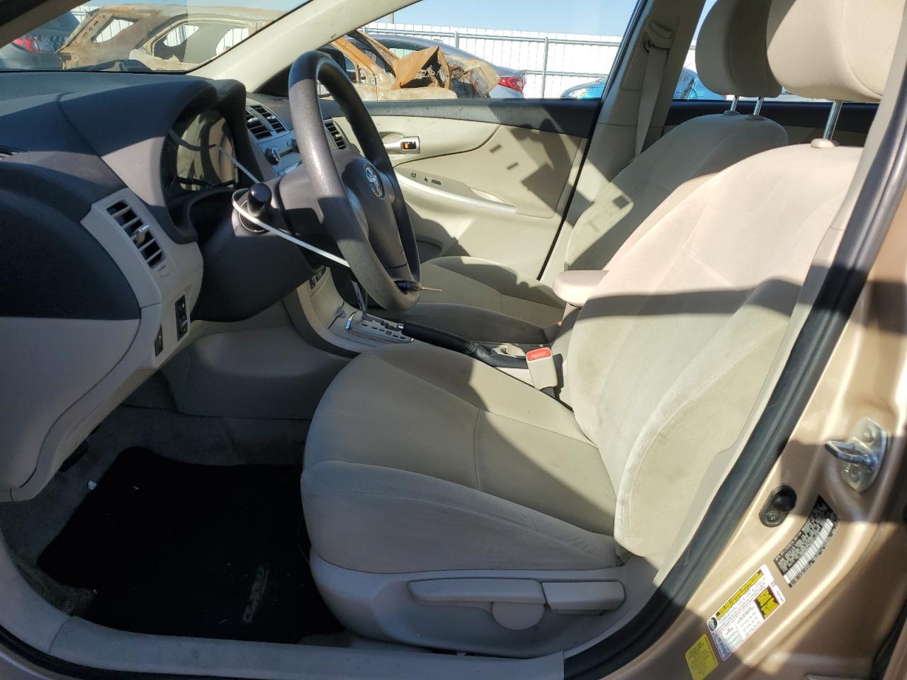 2011 Toyota Corolla - Image 7