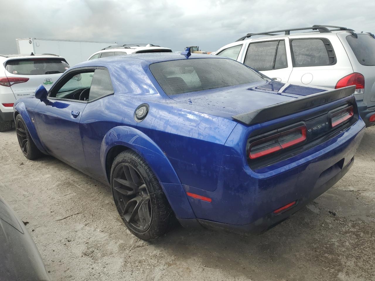2019 Dodge Challenger - Image 2
