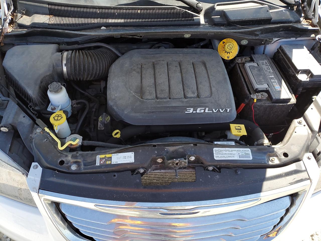 2014 Chrysler Town & Country - Image 12