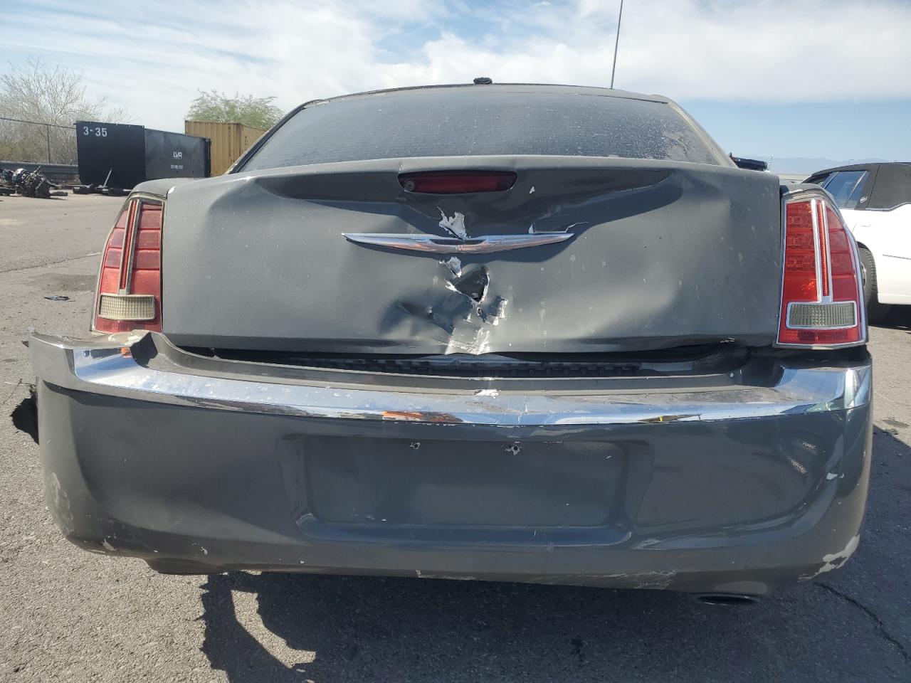 2013 Chrysler 300 - Image 6