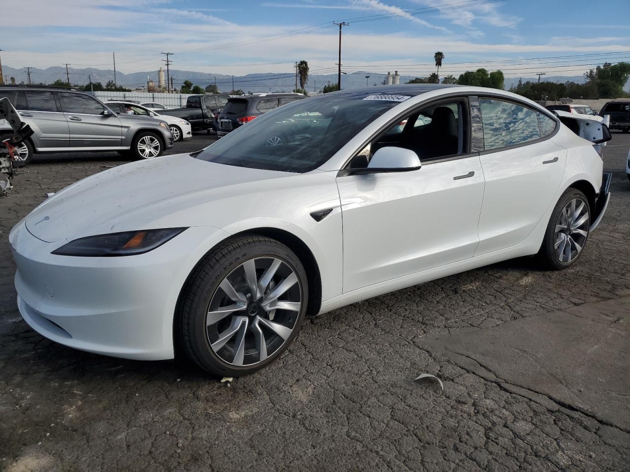 VIN 5YJ3E1EA8RF853170 2024 TESLA MODEL 3 no.1