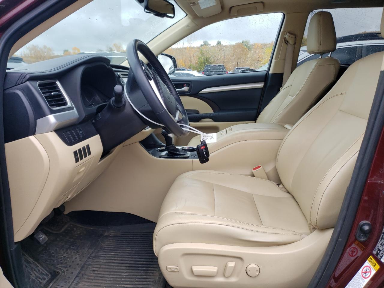 2015 Toyota Highlander - Image 7