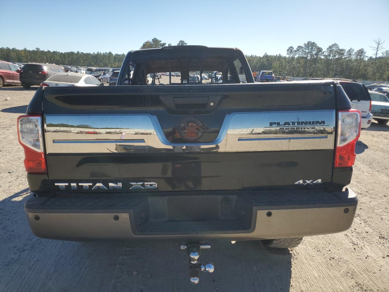 2016 Nissan Titan - Image 6