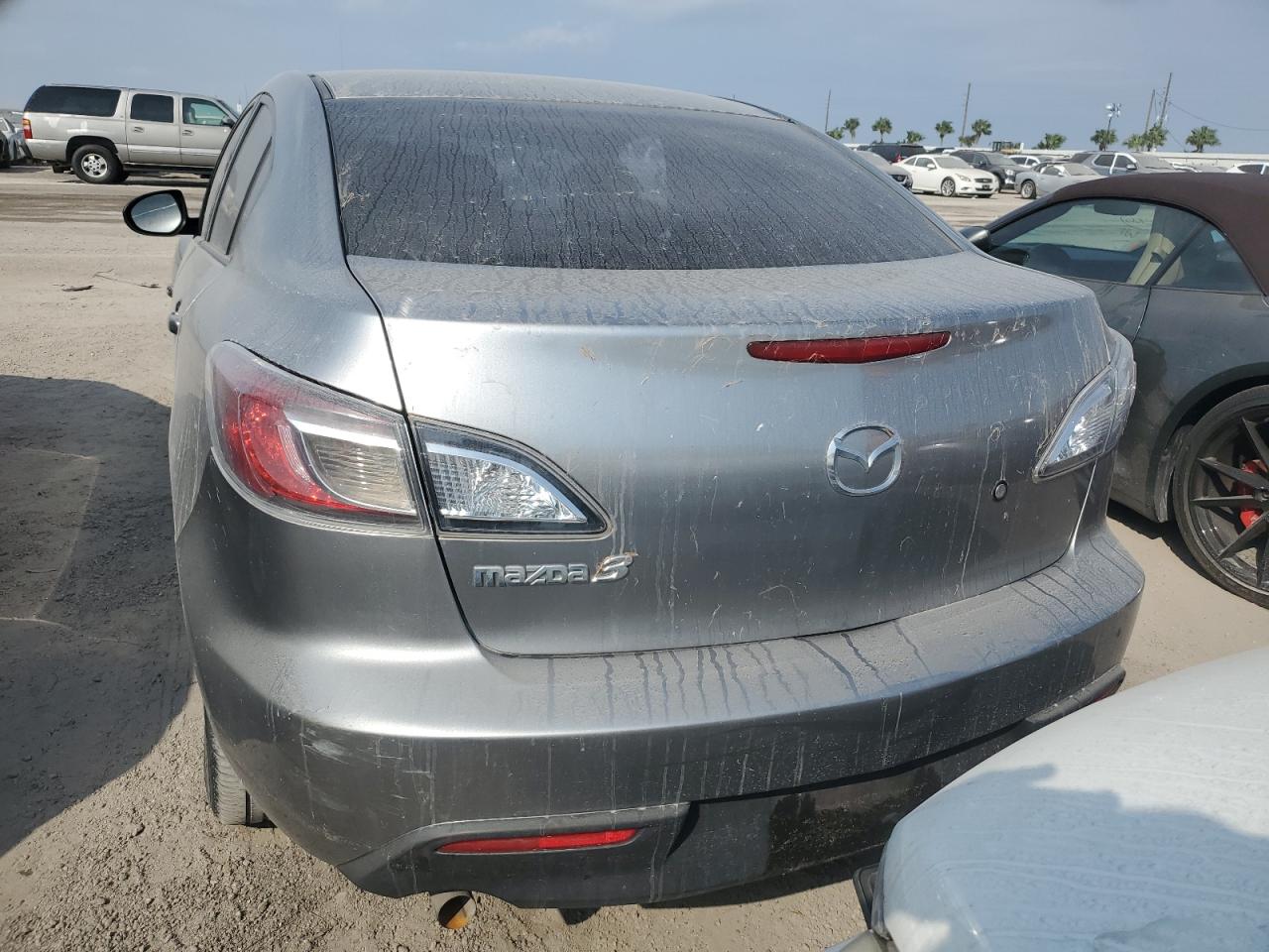 JM1BL1UF8B1497638 2011 Mazda 3 I