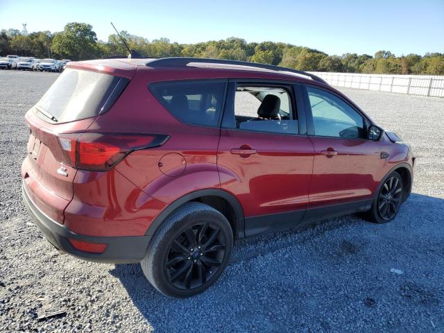  FORD ESCAPE 2019 Червоний