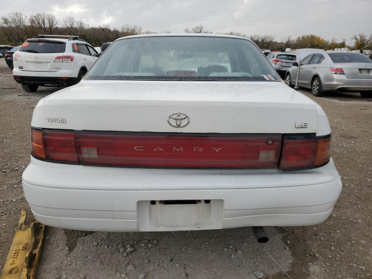 1994 Toyota Camry Le VIN: 4T1SK12E6RU862092 Lot: 77778424