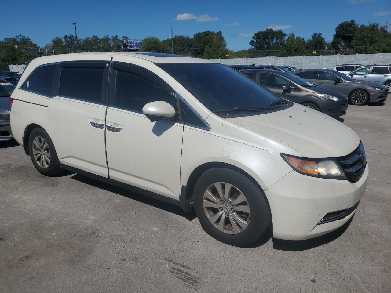 2016 Honda Odyssey - Image 4