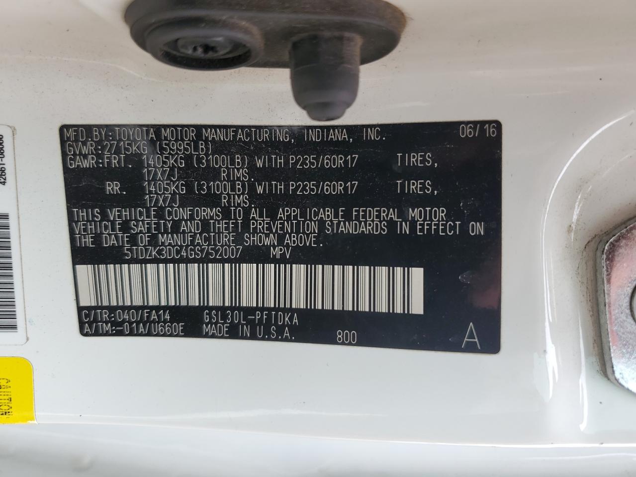 2016 Toyota Sienna - Image 13