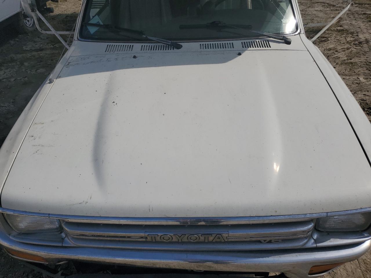 1990 Toyota Pickup Cab Chassis Super Long Wheelbase VIN: JT5VN94T5L0016422 Lot: 74937354