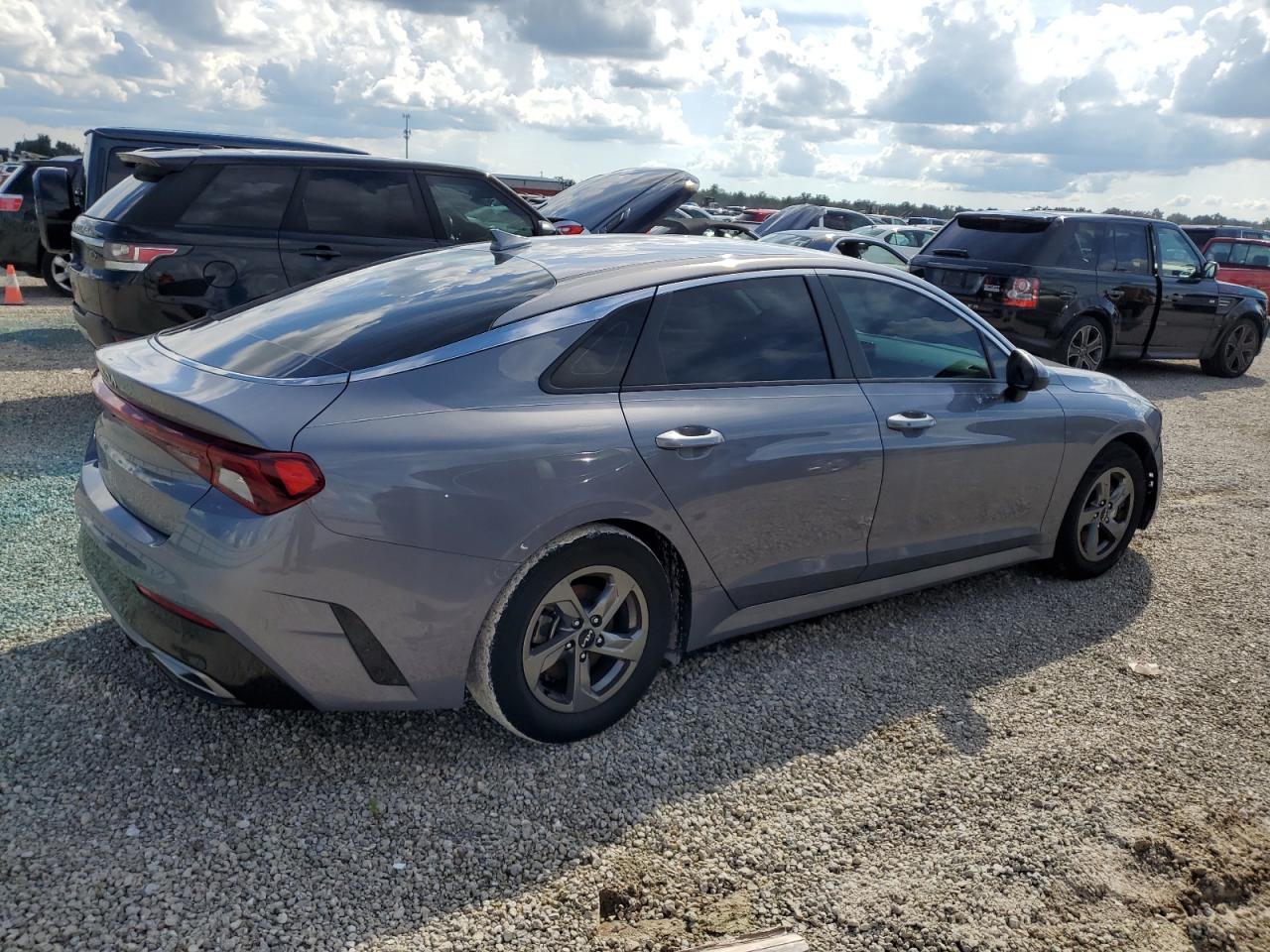 2022 Kia K5 - Image 3