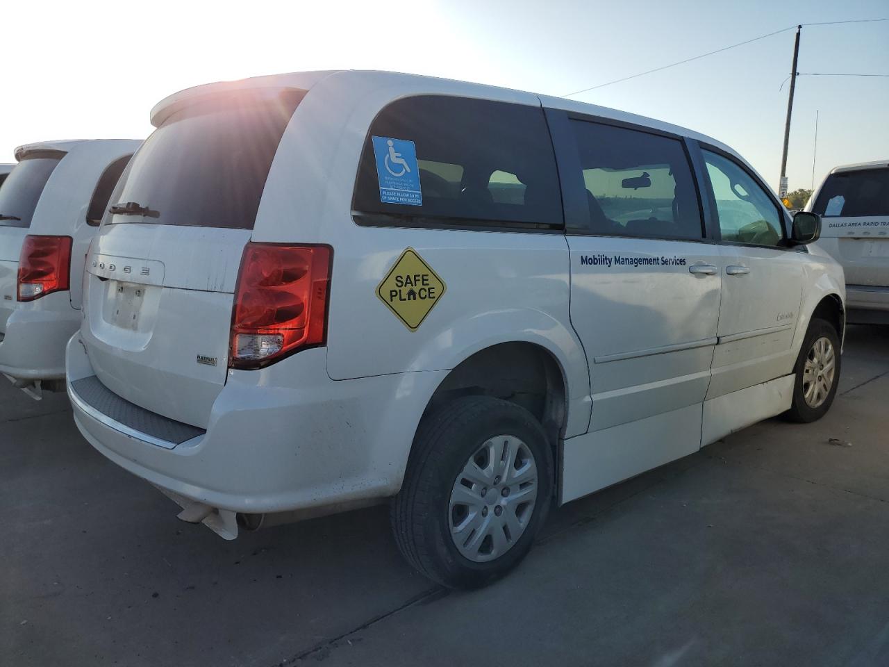 VIN 2C4RDGBG4HR776499 2017 DODGE CARAVAN no.3