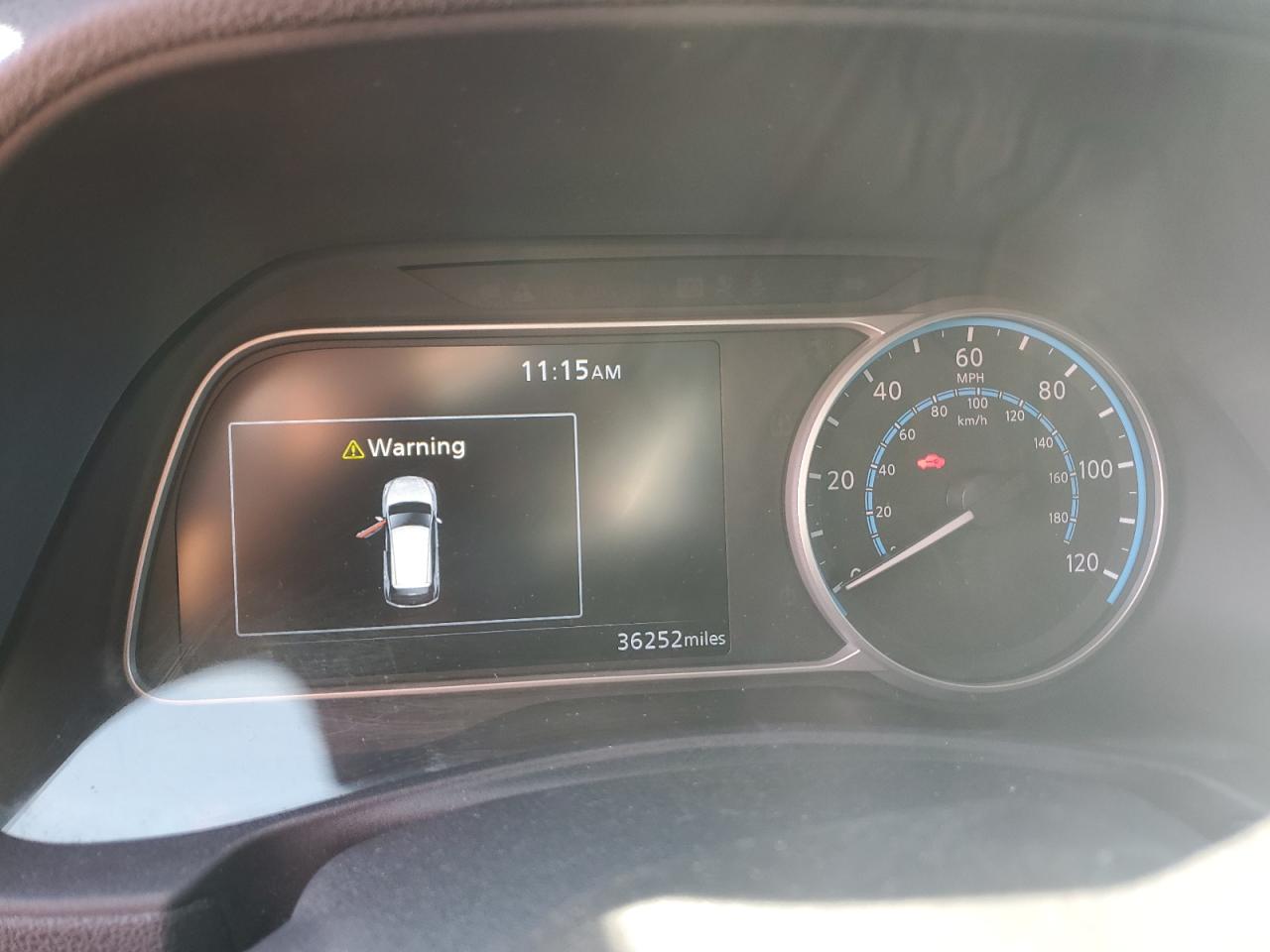 2019 Nissan Leaf - Image 9