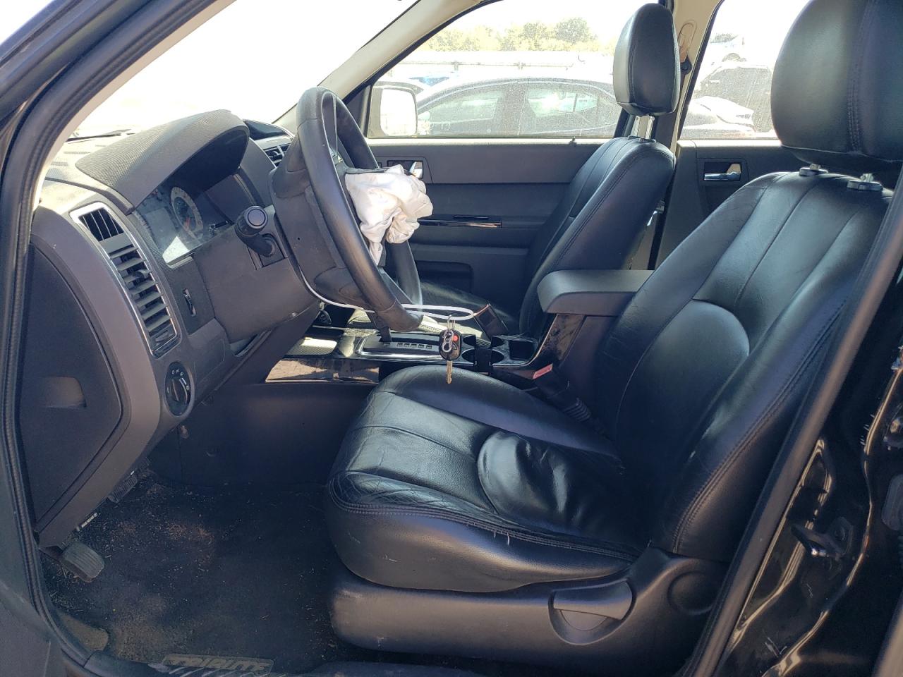 2008 Mazda Tribute I VIN: 4F2CZ02Z28KM04609 Lot: 76816554