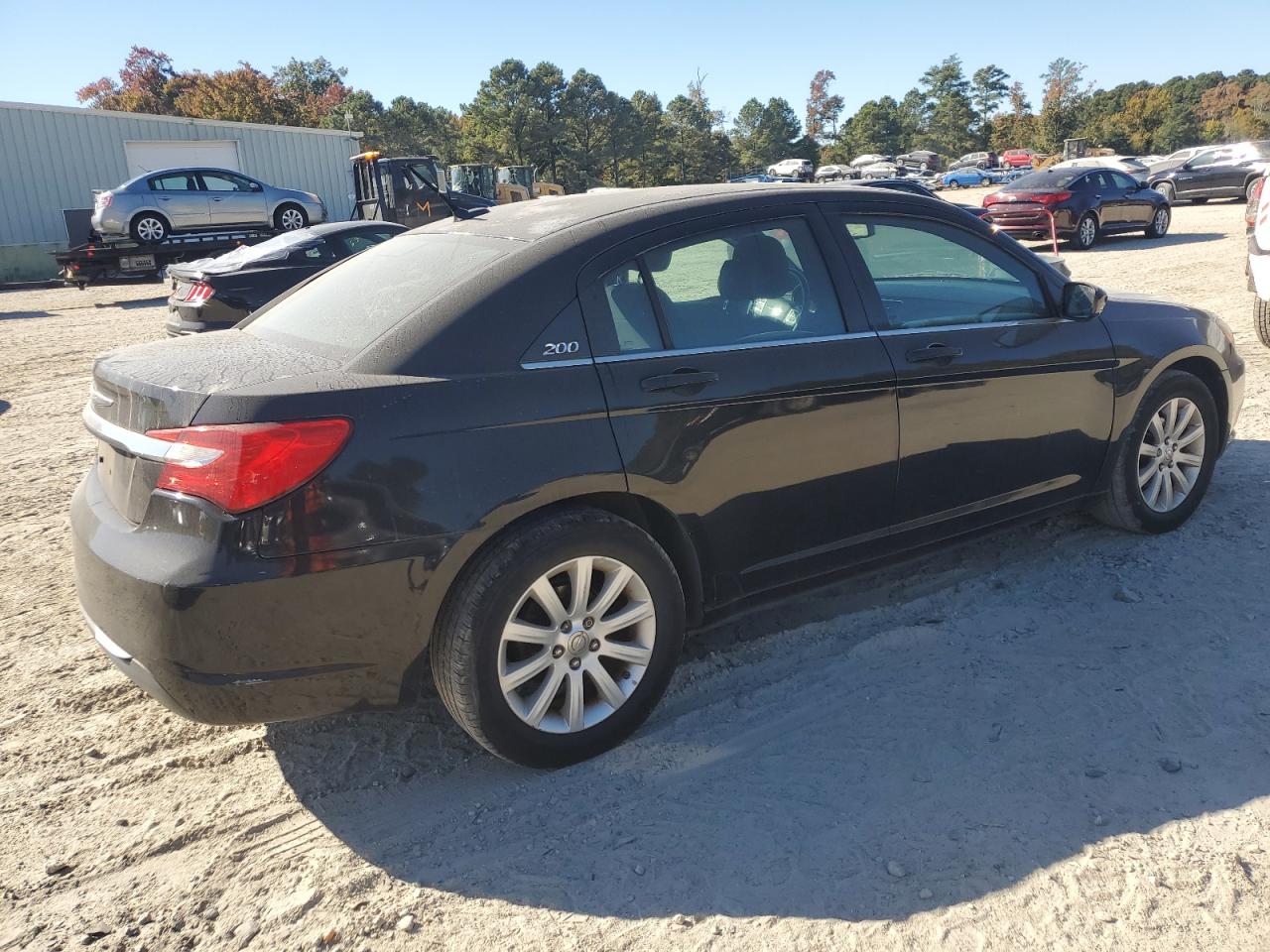 2014 Chrysler 200 - Image 3