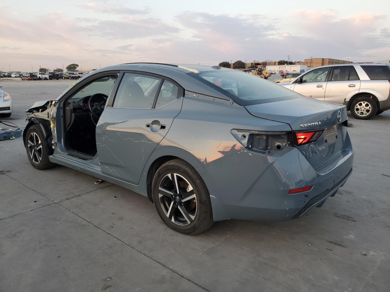 2024 Nissan Sentra - Image 2