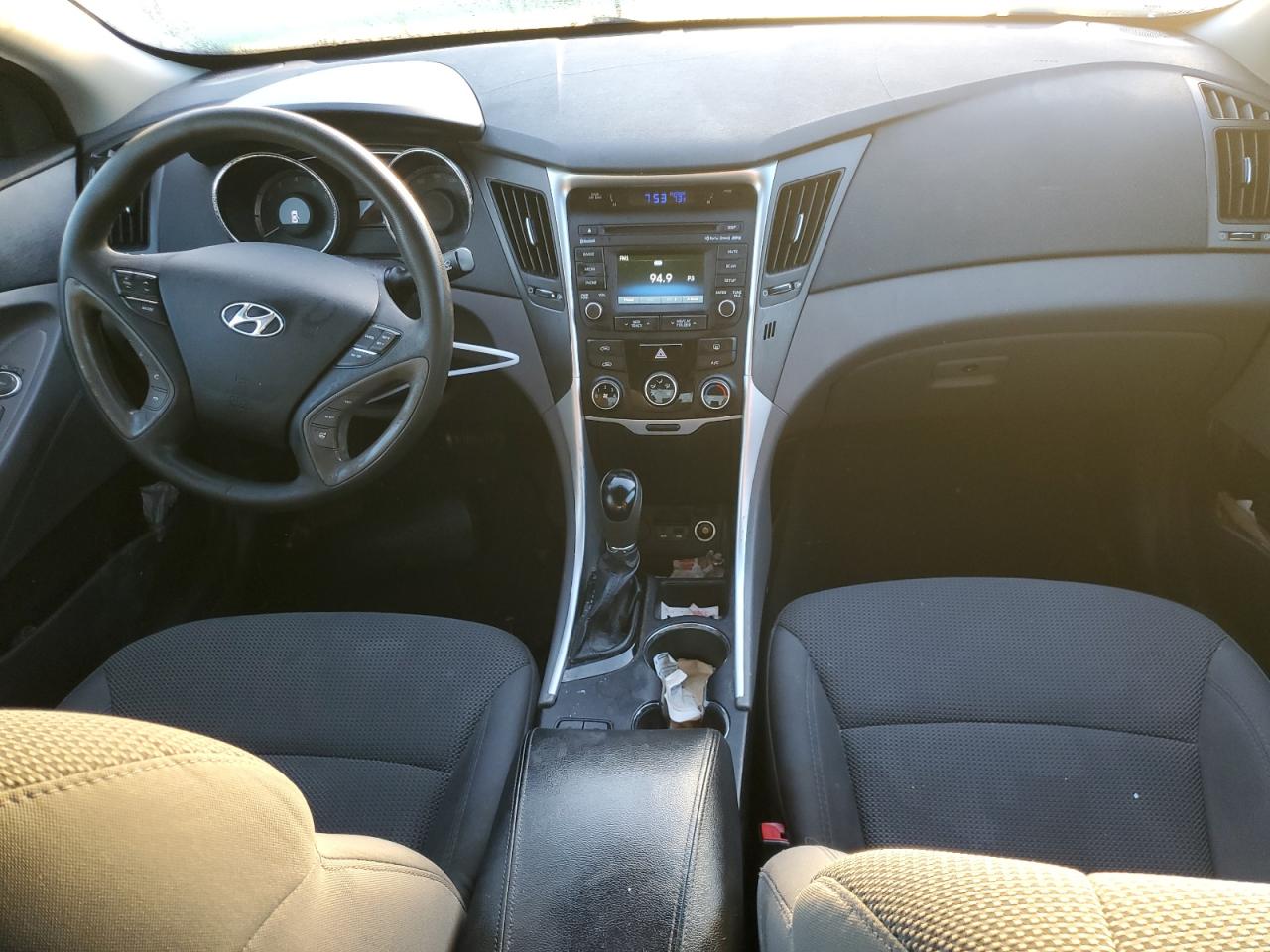 2014 Hyundai Sonata - Image 8