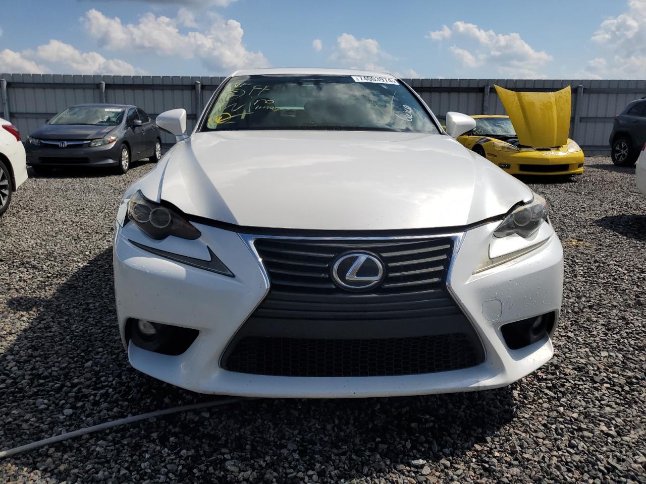 2015 Lexus IS - Image 5