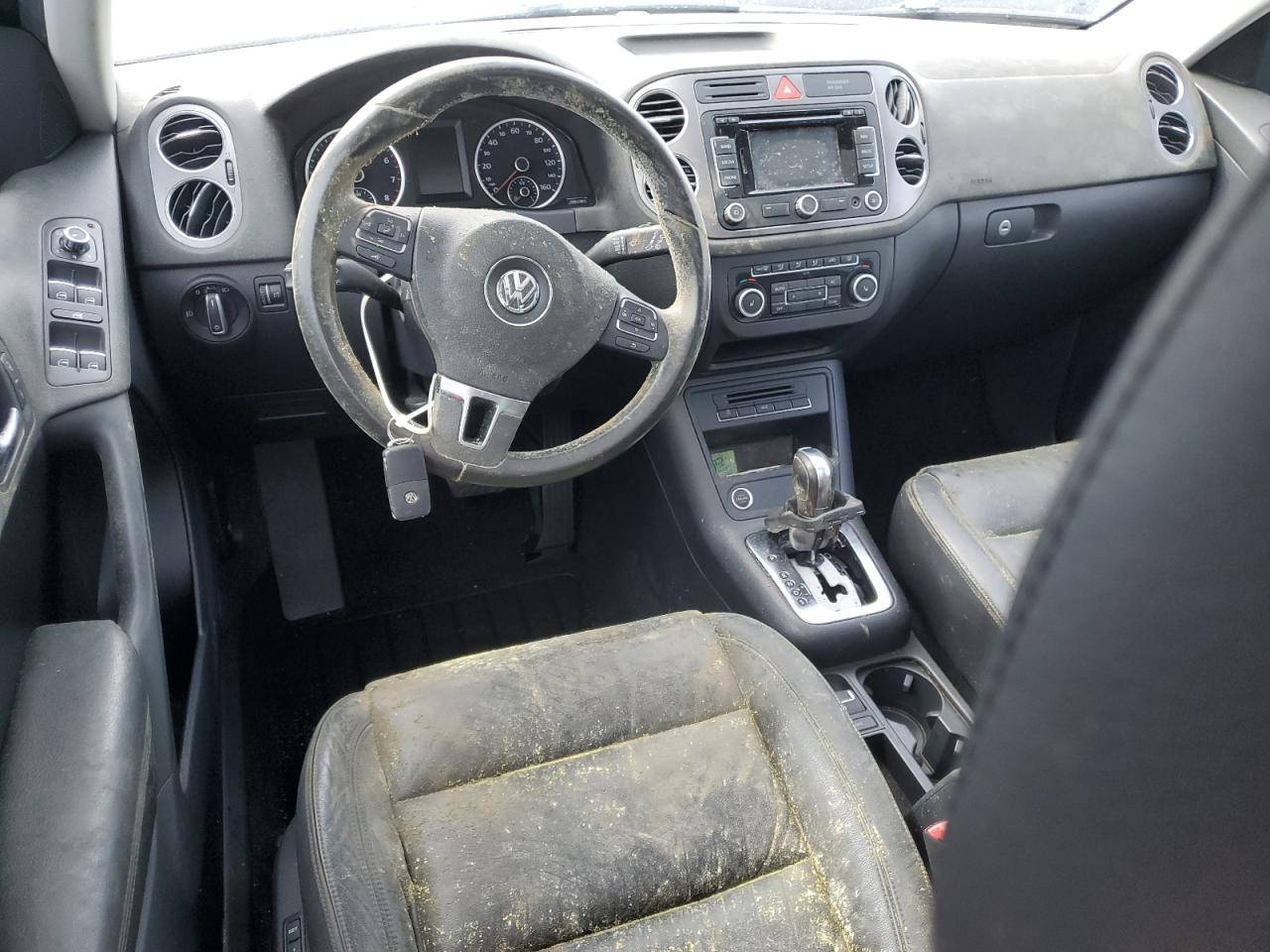 WVGAV7AX6BW556965 2011 Volkswagen Tiguan S