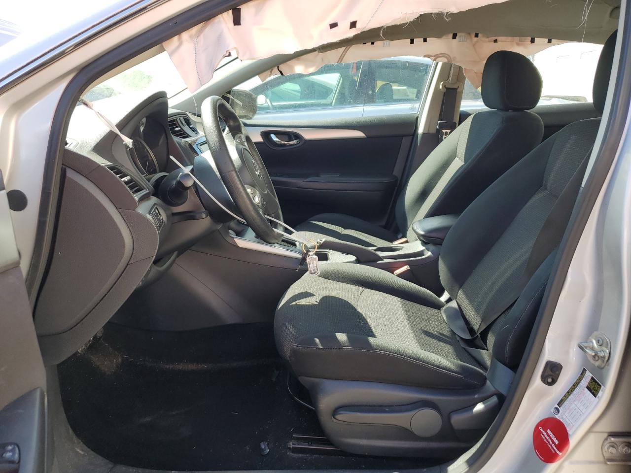 2019 Nissan Sentra - Image 7