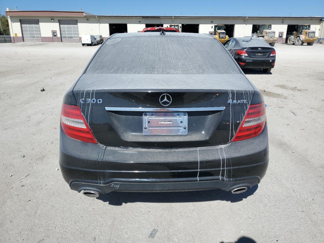 2012 Mercedes-Benz C 300 4Matic VIN: WDDGF8BBXCR193581 Lot: 74680714