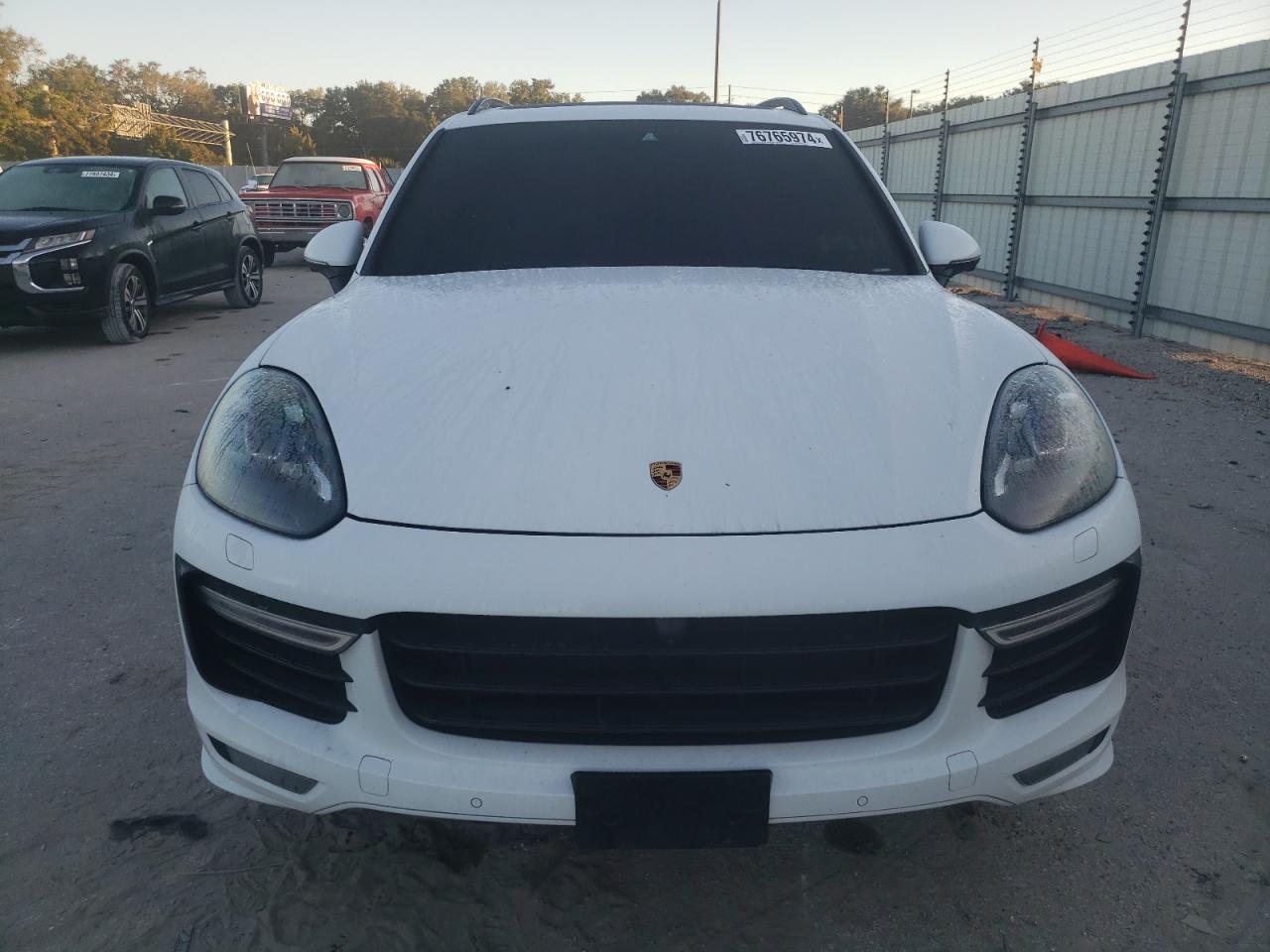 VIN WP1AD2A29HLA83277 2017 PORSCHE CAYENNE no.5