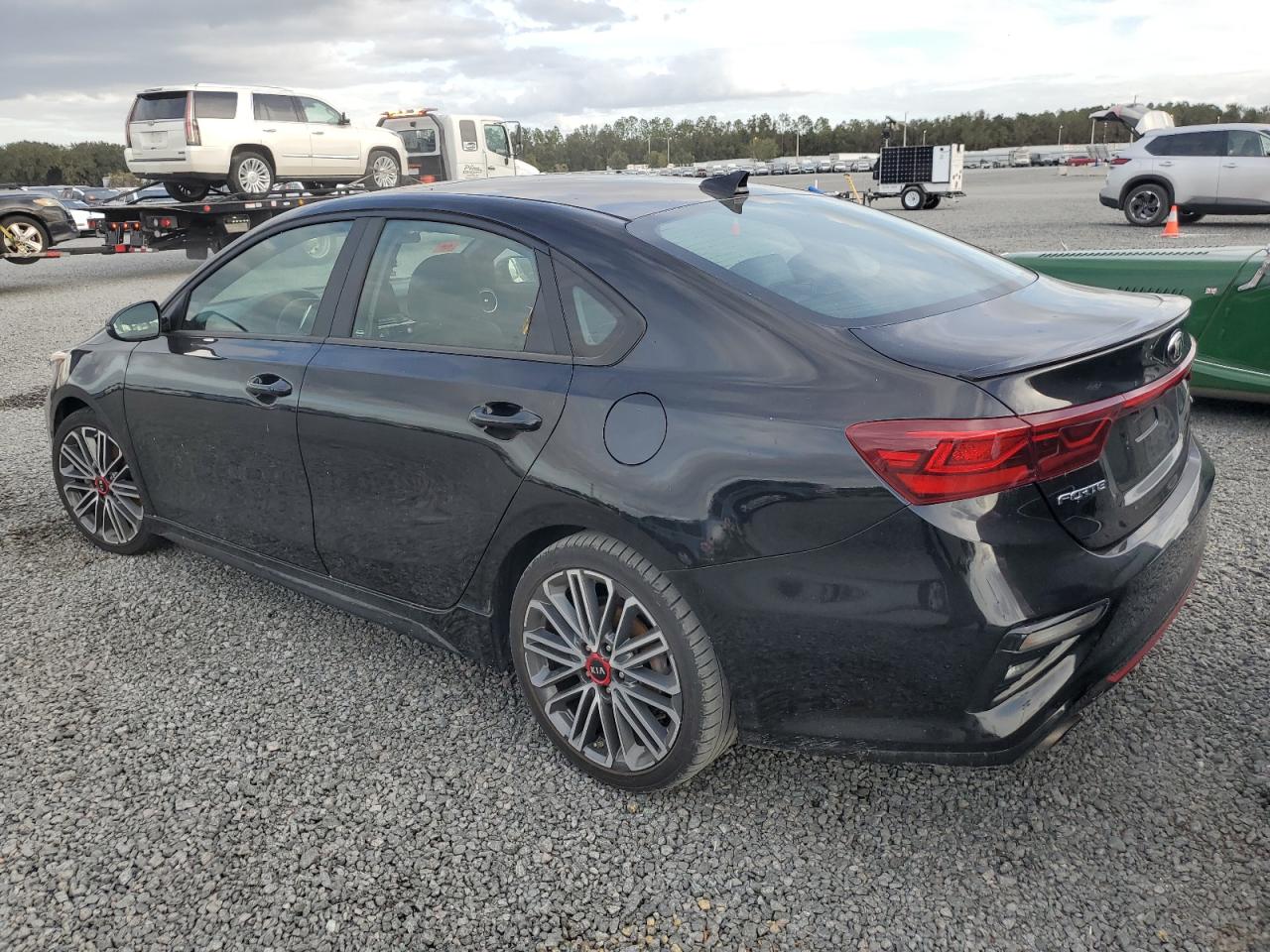 2021 Kia Forte - Image 2