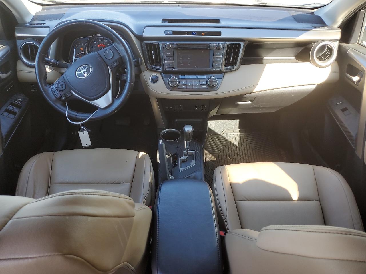 2015 Toyota RAV 4 - Image 8