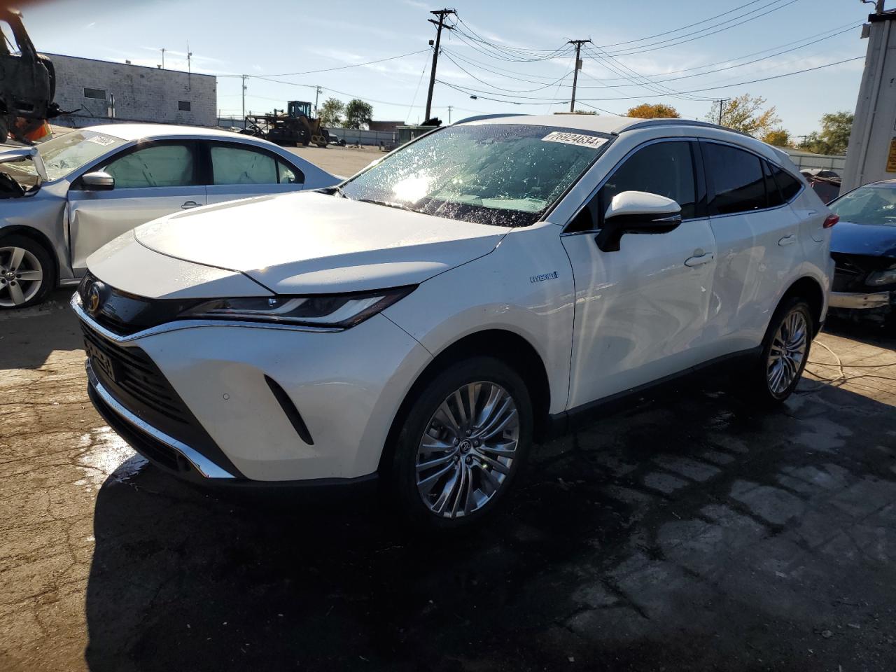 2021 Toyota Venza - Image 1