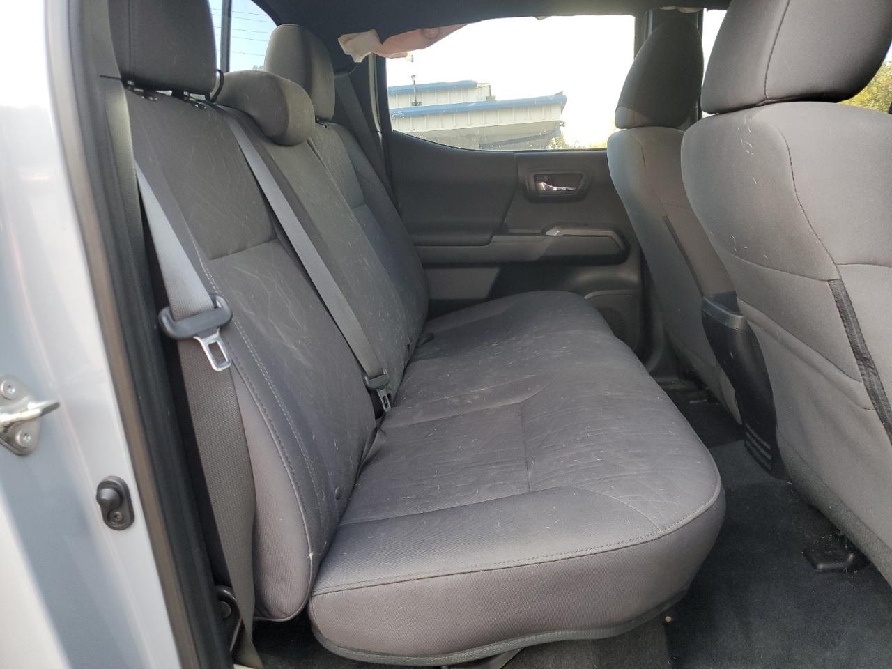 2019 Toyota Tacoma - Image 10