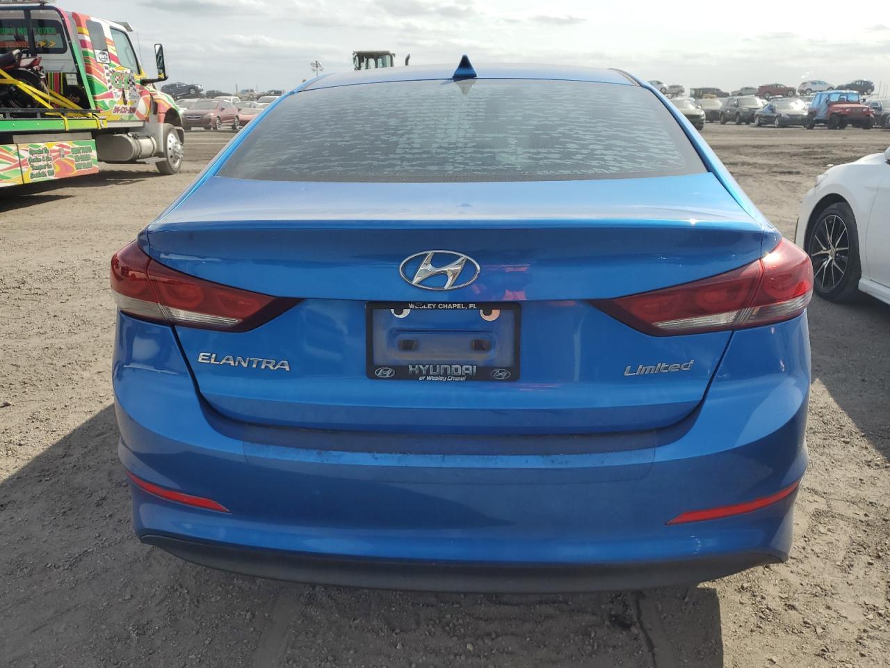 KMHD84LF9HU359770 2017 Hyundai Elantra Se