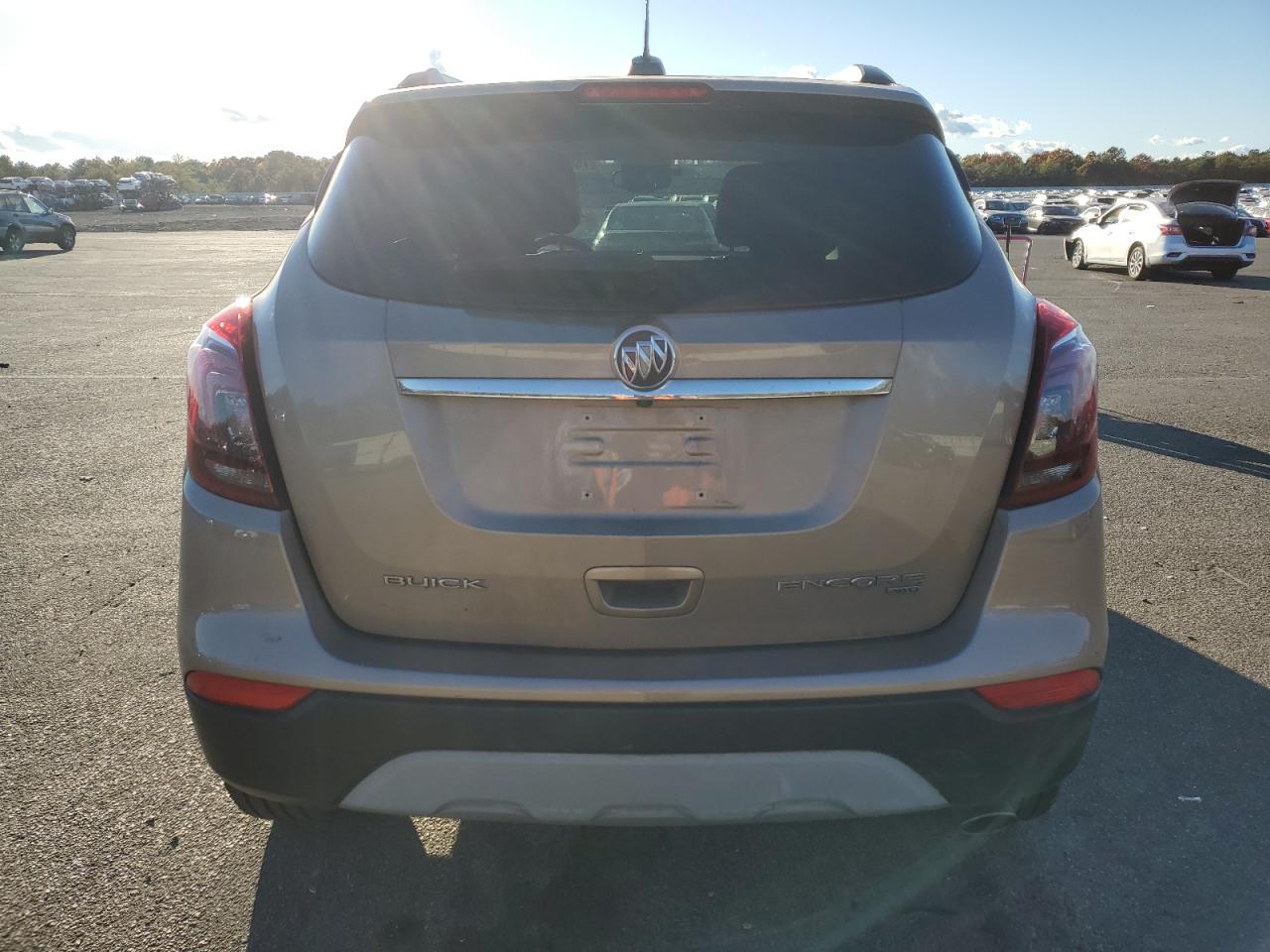 2018 Buick Encore Preferred Ii VIN: KL4CJFSBXJB562399 Lot: 75640944