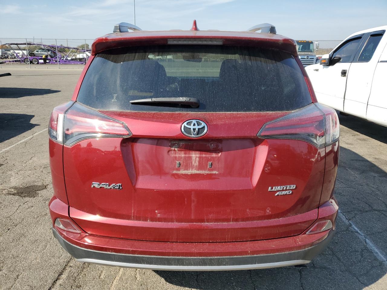 JTMDFREVXJD224301 2018 Toyota Rav4 Limited