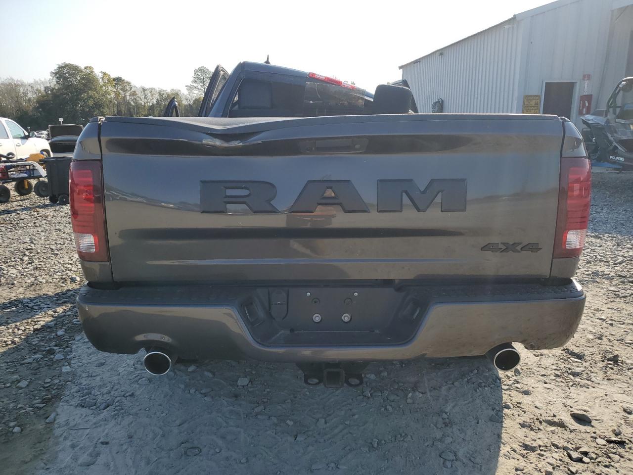 2018 RAM 1500 - Image 6