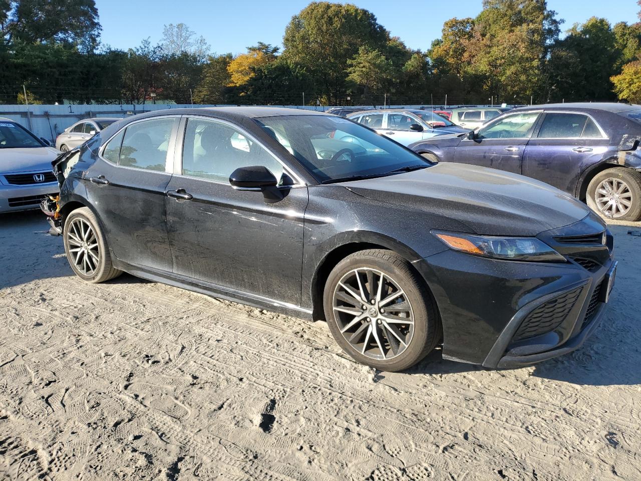 2023 Toyota Camry - Image 4