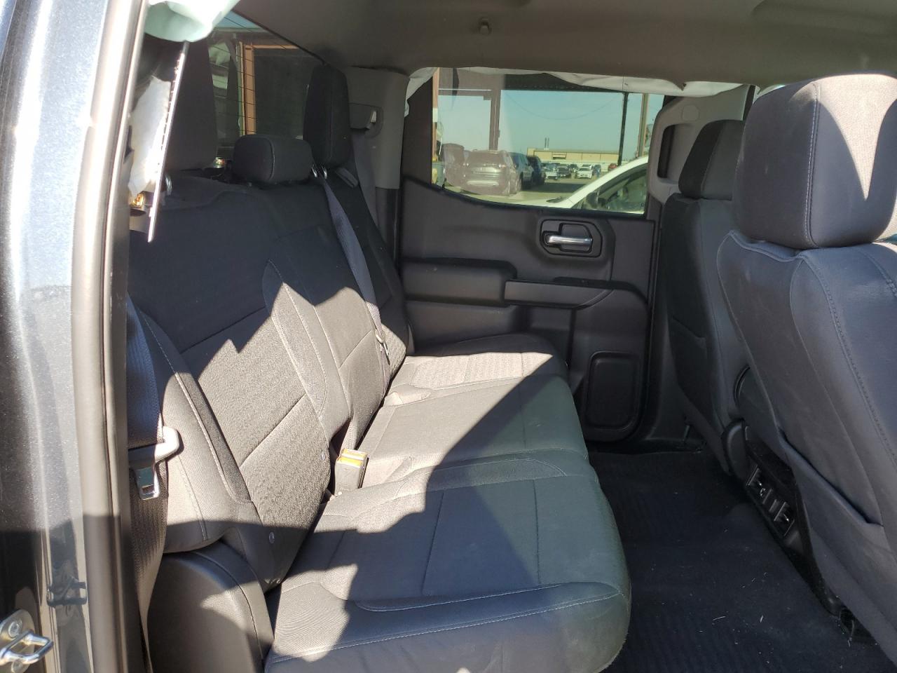 2020 Chevrolet Silverado - Image 10